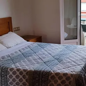 3 Bedrooms Soho Parking Included Appartamento